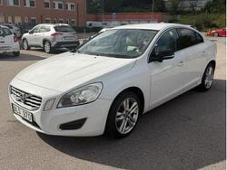 Vit Begagnad 2011 Volvo S60 Summum Sedan | 75 000 kr (Marknadspris)