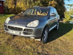 Grå Begagnad 2006 Porsche Cayenne S SUV | 129 000 kr