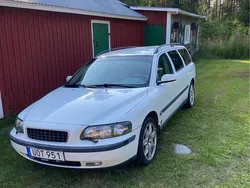 Vit Begagnad 2004 Volvo V70 Business Edition Kombi | 15 000 kr (Bra pris)