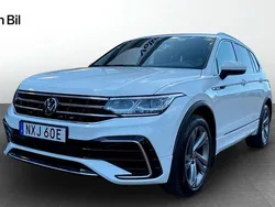 Vit Begagnad 2024 VW Tiguan Allspace R-line SUV | 489 000 kr (Lite dyr)