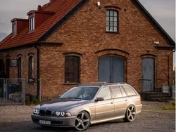 Grå Begagnad 2004 BMW 525 Kombi | 22 000 kr (Superpris)