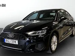 Svart Begagnad 2022 Audi A3 Proline Sedan | 244 000 kr (Marknadspris)