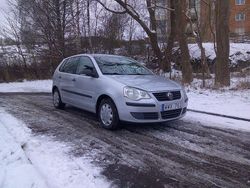 Silver met. Begagnad 2006 VW Polo Halvkombi | 28 900 kr (Dyr)