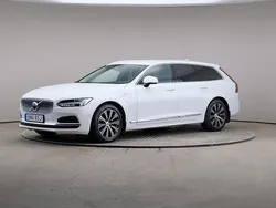 Vit Begagnad 2020 Volvo V90 Inscription Kombi | 349 000 kr (Marknadspris)