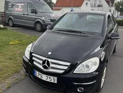 Svart Begagnad 2011 Mercedes B180 Minibuss | 49 000 kr (Bra pris)