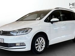 Vit (white) Begagnad 2017 VW Touran Minibuss | 199 900 kr (Bra pris)