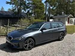 Grå Begagnad 2021 BMW 330e Sport Line Kombi | 299 000 kr (Superpris)