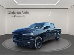 Svart (diamond black crystal) Ny 2025 Dodge Ram Pickup | 1 118 750 kr (Marknadspris)
