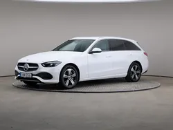 Vit Begagnad 2022 Mercedes C300e Avantgarde Kombi | 389 000 kr (Superpris)