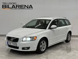 Vit Begagnad 2012 Volvo V50 Momentum Kombi | 79 900 kr (Lite dyr)