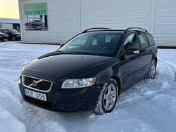 Svart Begagnad 2009 Volvo V50 Kinetic Kombi | 34 999 kr (Marknadspris)