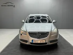 Grå Begagnad 2009 Opel Insignia Edition Kombi | 27 900 kr (Marknadspris)