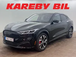 Svart Begagnad 2021 Ford Mustang Mach-E SUV | 344 900 kr (Bra pris)