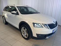 Vit Begagnad 2018 Skoda Octavia Kombi | 229 000 kr (Marknadspris)