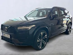 Svart Begagnad 2022 Volvo XC90 Pro SUV | 629 000 kr (Marknadspris)