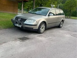 Gul Begagnad 2005 VW Passat Trendline Kombi | 19 500 kr (Bra pris)