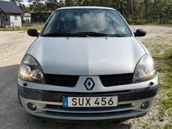 Grå Begagnad 2002 Renault Clio II Halvkombi | 10 500 kr (Marknadspris)