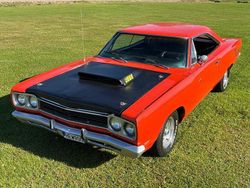 Orange Begagnad 1969 Plymouth Satellite | 275 000 kr