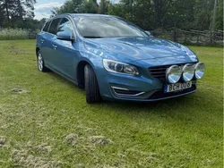 Blå Begagnad 2014 Volvo V60 Momentum Kombi | 145 000 kr (Bra pris)