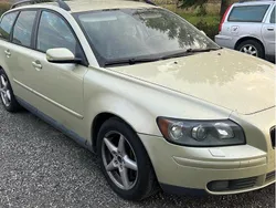 Grön Begagnad 2004 Volvo V50 Kombi | 15 000 kr (Bra pris)