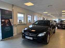 Svart Begagnad 2017 Mercedes C220 Kombi | 169 900 kr (Superpris)