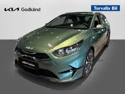 Grön Ny 2025 Kia Ceed Sportswagon Kombi | 259 900 kr (Marknadspris)