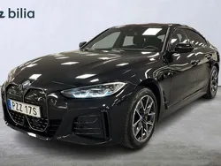 Svart Begagnad 2024 BMW i4 Shadowline Sedan | 599 000 kr