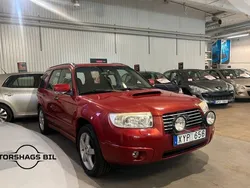 Mörkröd Begagnad 2006 Subaru Forester SUV | 49 900 kr (Marknadspris)