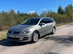 Silver Begagnad 2014 VW Golf VII Kombi | 87 000 kr (Marknadspris)