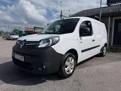 Vit Begagnad 2021 Renault Kangoo Minibuss | 109 900 kr (Marknadspris)