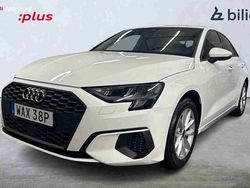 Vit Begagnad 2024 Audi A3 Sedan | 299 000 kr
