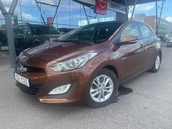 Brunmetallic Begagnad 2014 Hyundai i30 Halvkombi | 89 000 kr (Marknadspris)