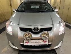 Silver Begagnad 2008 Toyota Auris Halvkombi | 49 900 kr (Marknadspris)