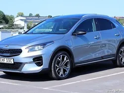 Grå samma som bilen Begagnad 2020 Kia XCeed SUV | 209 500 kr (Marknadspris)