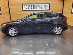Svart Begagnad 2013 Volvo V40 Summum Halvkombi | 109 900 kr (Bra pris)