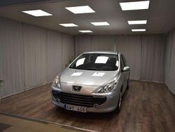 Ljusgrå Begagnad 2007 Peugeot 307 Halvkombi | 49 900 kr (Dyr)