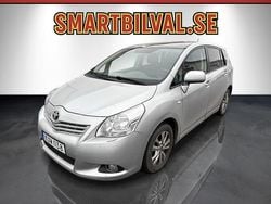 Silver Begagnad 2010 Toyota Verso Minibuss | 49 900 kr (Bra pris)