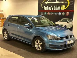 Blå Begagnad 2013 VW Golf VII Halvkombi | 94 900 kr (Marknadspris)