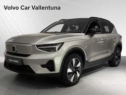 Grå Begagnad 2024 Volvo XC40 Single Motor Extended Range SUV | 399 900 kr