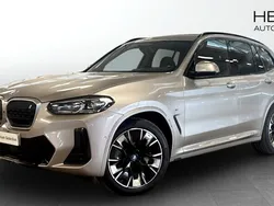Silver Begagnad 2022 BMW iX3 M Sport SUV | 398 700 kr (Superpris)