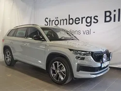 Grå Begagnad 2022 Skoda Kodiaq SportLine SUV | 419 000 kr (Lite dyr)