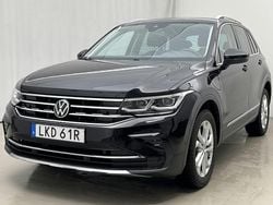 Svart Begagnad 2022 VW Tiguan SUV | 285 000 kr (Superpris)