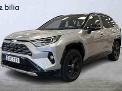 Grå Begagnad 2019 Toyota RAV4 Hybrid SUV | 329 900 kr (Dyr)
