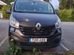 Svart Begagnad 2019 Renault Trafic Van | 115 000 kr (Bra pris)