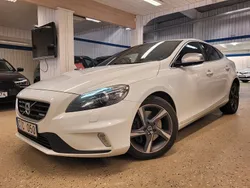 Vit Begagnad 2013 Volvo V40 R-Design Kombi | 139 500 kr (Bra pris)