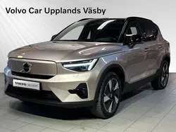 Ljusgrå (grå) Begagnad 2024 Volvo XC40 Plus SUV | 469 900 kr (Bra pris)