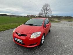 Begagnad 2008 Toyota Auris Halvkombi | 25 000 kr (Marknadspris)