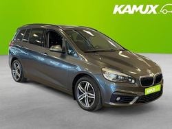 Silver/grå Begagnad 2016 BMW 218 Sport Line Minibuss | 119 600 kr (Marknadspris)