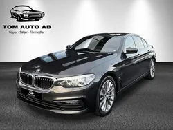 Grå Begagnad 2019 BMW 530e iPerformance Sedan | 289 900 kr (Bra pris)