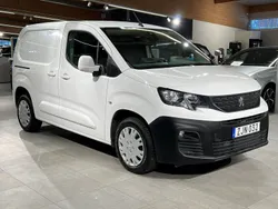 Vit Begagnad 2018 Peugeot Partner Minibuss | 174 900 kr (Marknadspris)